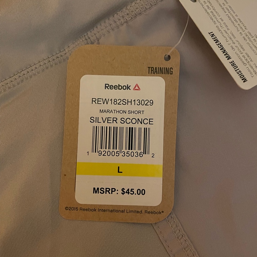 NWT Reebok Silver Athletic short Large - Picture 3 of 5
